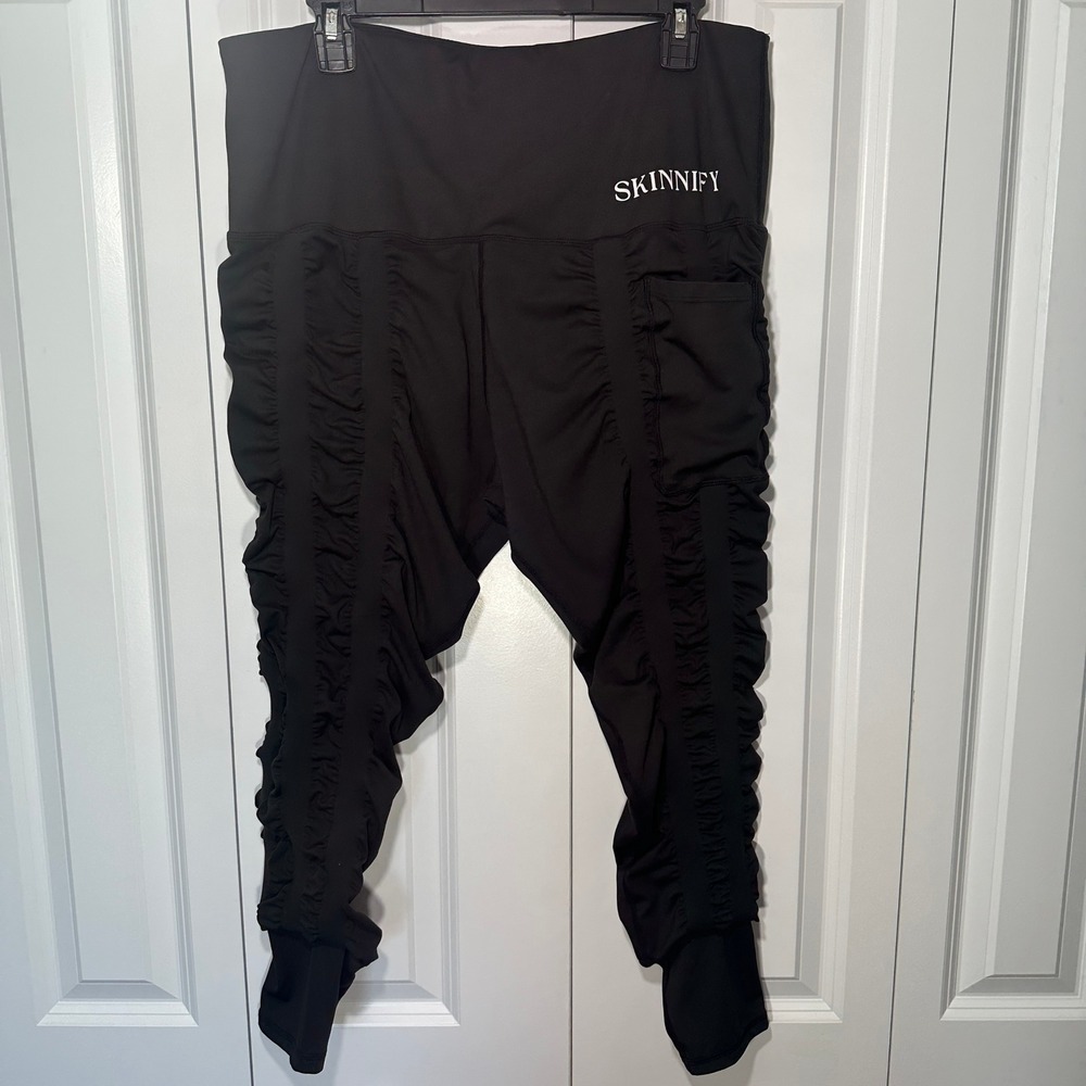 Skinnify Plus Size XXXXL Black Ruched Resistance Band Leggings Compression 4X
